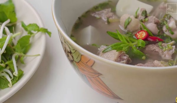 Cách nấu vịt om sấu ngọt thanh mùa hè